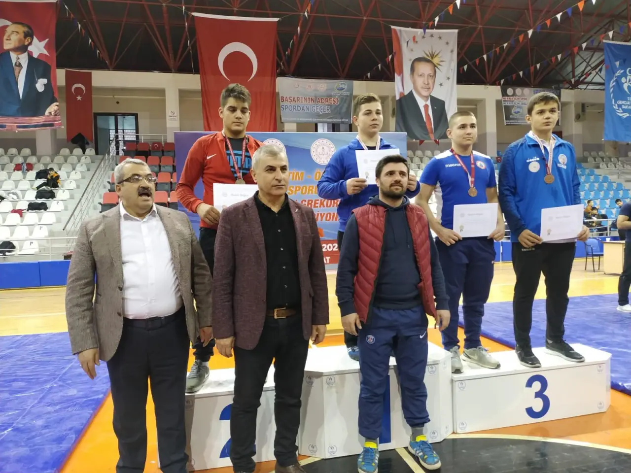 Haber: Hendekli Güreşçilerden 5 Madalya - Galeri-3
