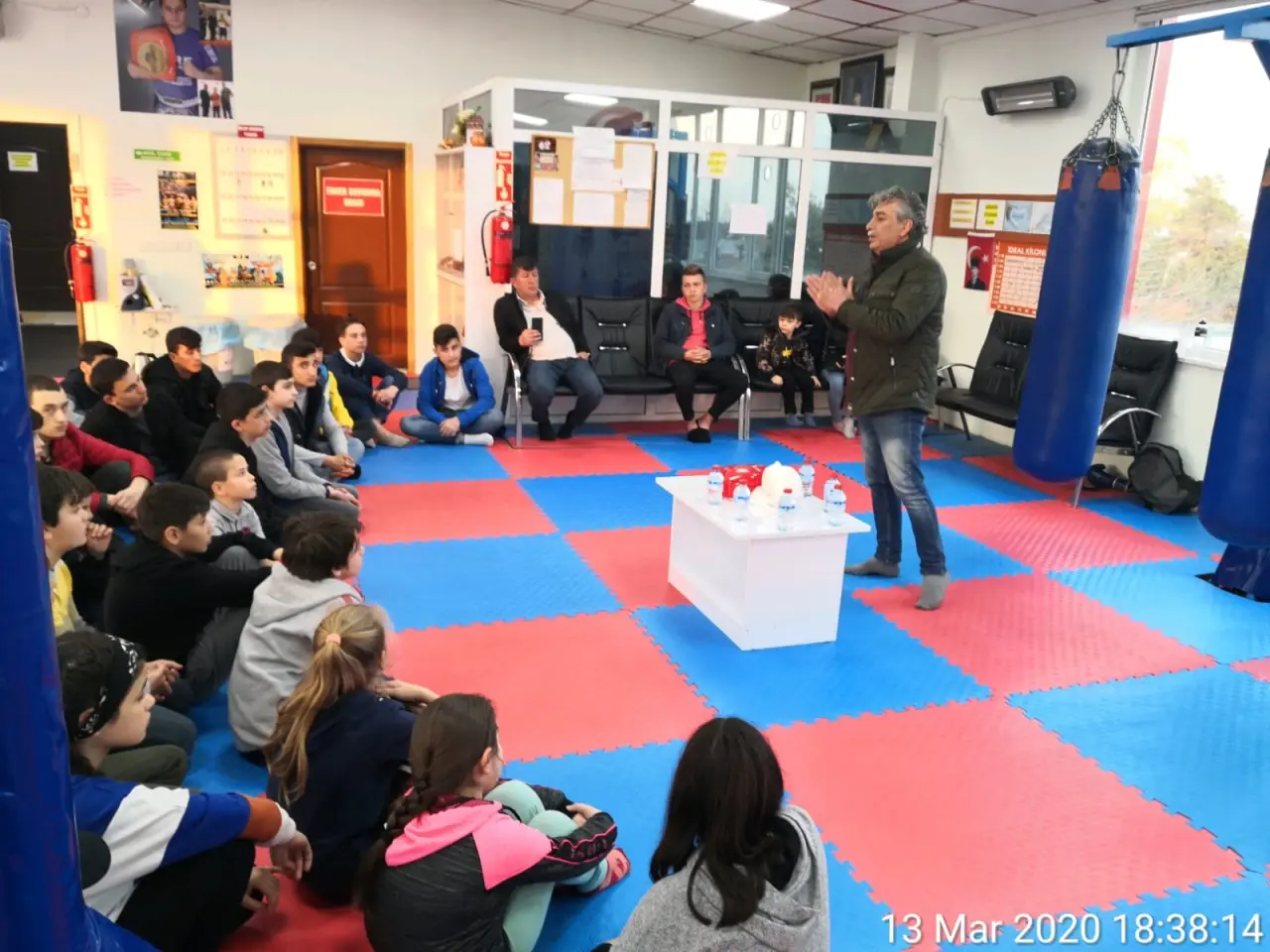Haber: Muay Thai Öğrencilerine İlkyardım Eğitimi - Öne Çıkan