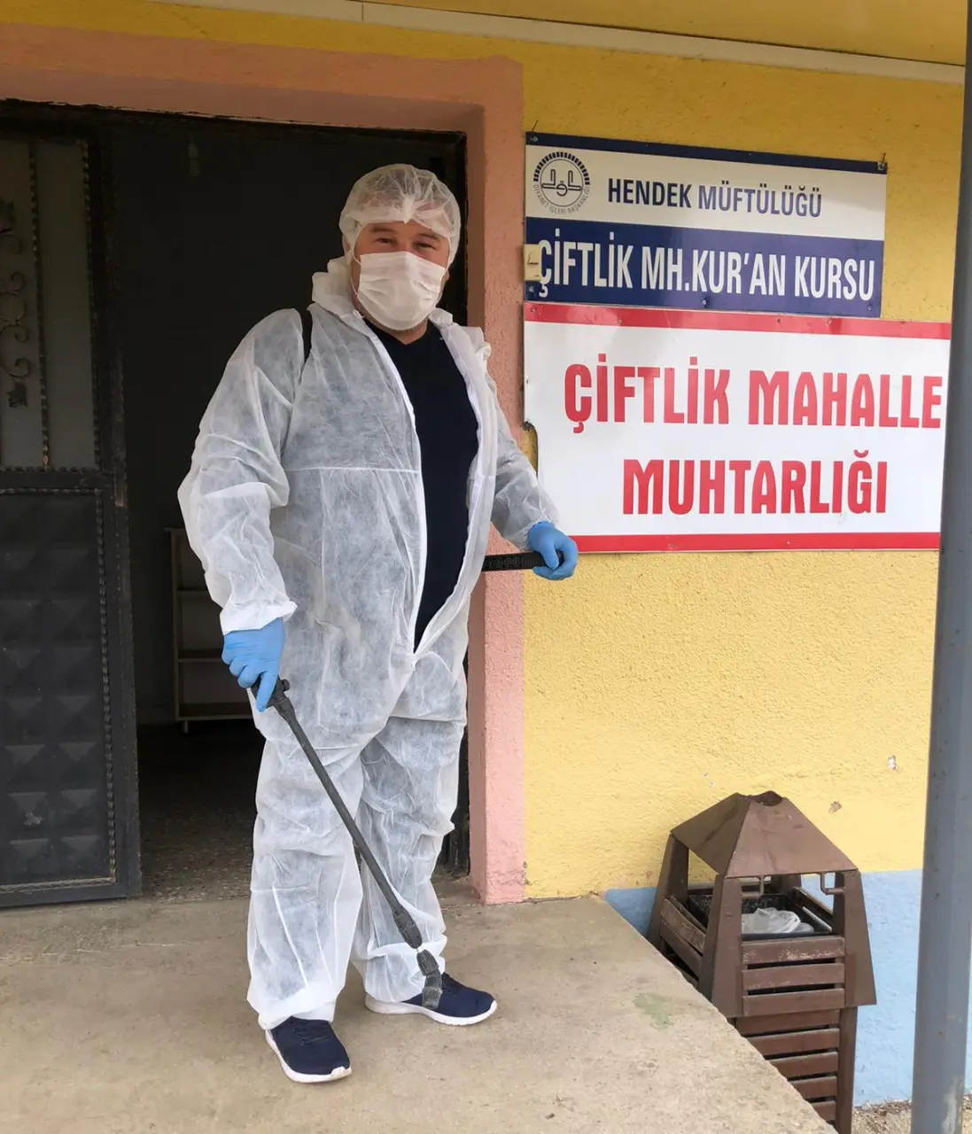 Haber: Muhtardan Çiftlik Mahallesinde Dezenfekte Çalışması - Galeri-3