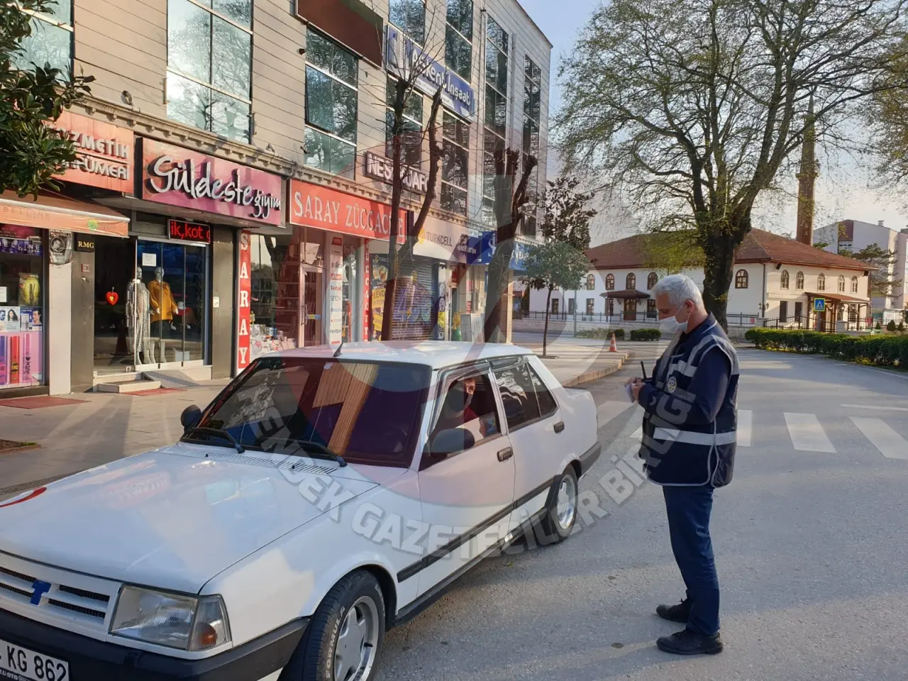 Haber: Emniyet ve Jandarma Yasağa Uymayanlara Cezayı Kesti - Galeri-1