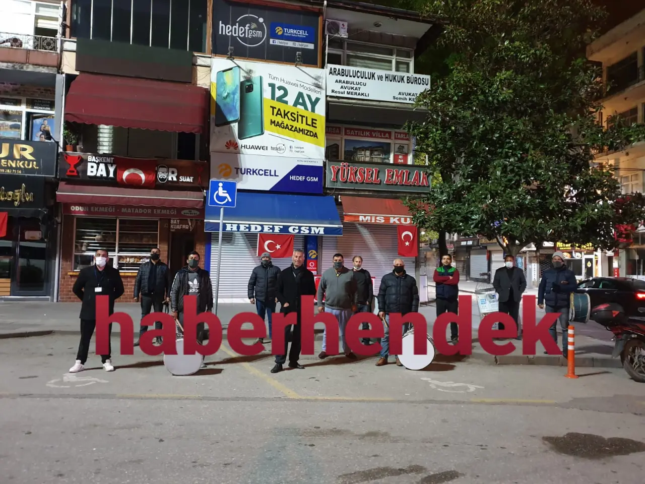 Haber: Romen davulcular Ramazan geleneğini sürdürüyor - Öne Çıkan