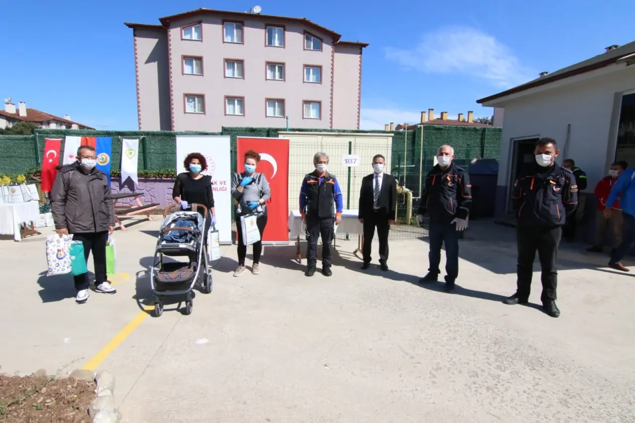 Haber: Hendek'te Karantinada Olan Misafirler Dönüyor - Galeri-1
