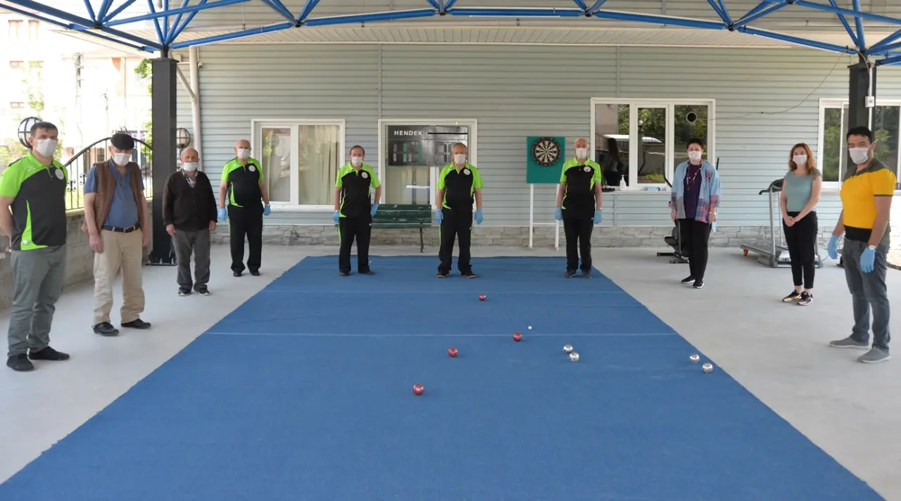 Haber: Huzur Evi Sakinleri İçin Bocce Sahası Kuruldu - Galeri-1