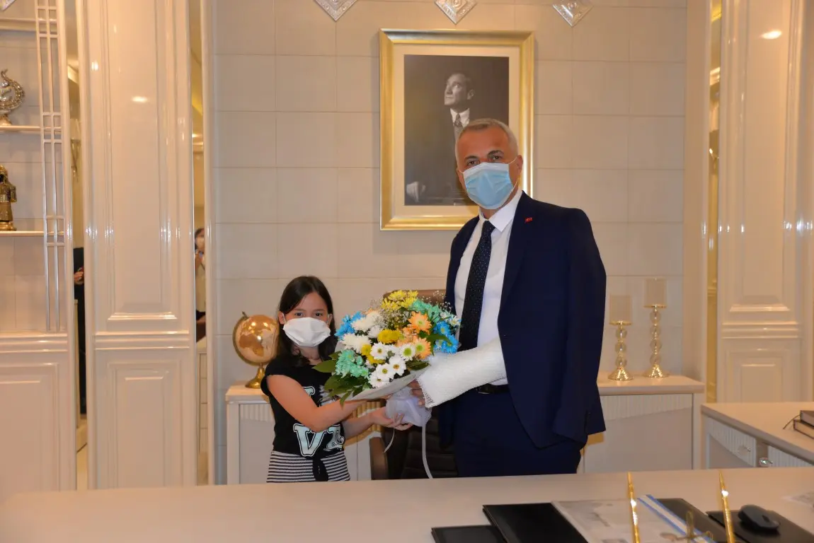 Haber: Hayvanseverlerin En Sevdiği Başkan Babaoğlu - Galeri-2