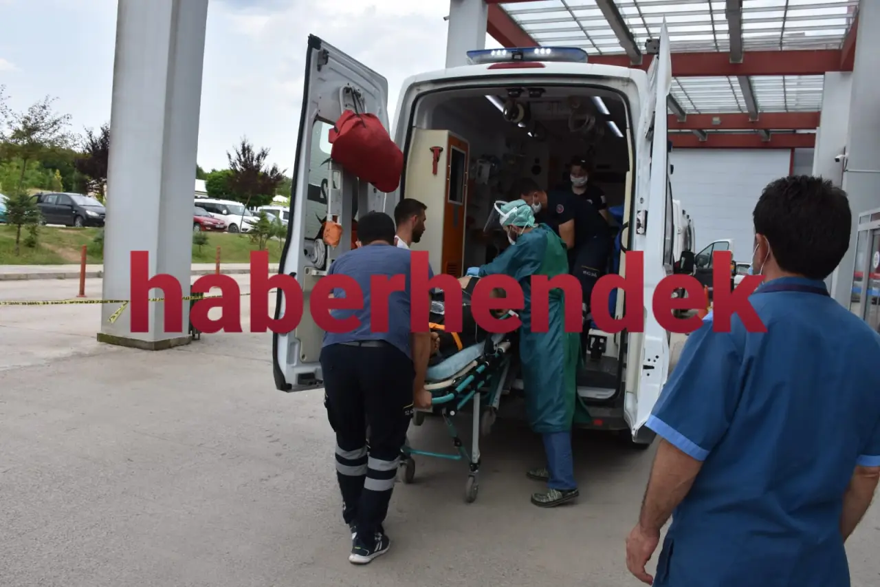 Haber: Otomobil Tarlaya Uçtu. 1 ölü 1 yaralı - Öne Çıkan