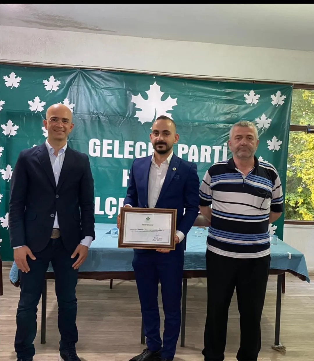 Haber: Gelecek Partisinde Kadın Kolları ve Gençlik Kolları Hazır - Galeri-1