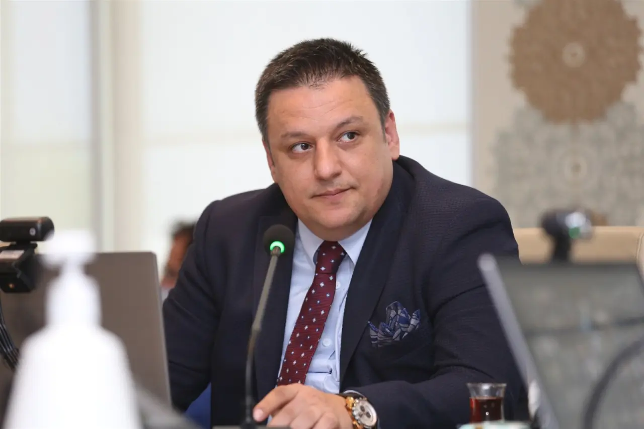 Haber: Hendek 2. OSB’ye Meslek Yüksek Okulunu Kazandıracağız - Öne Çıkan