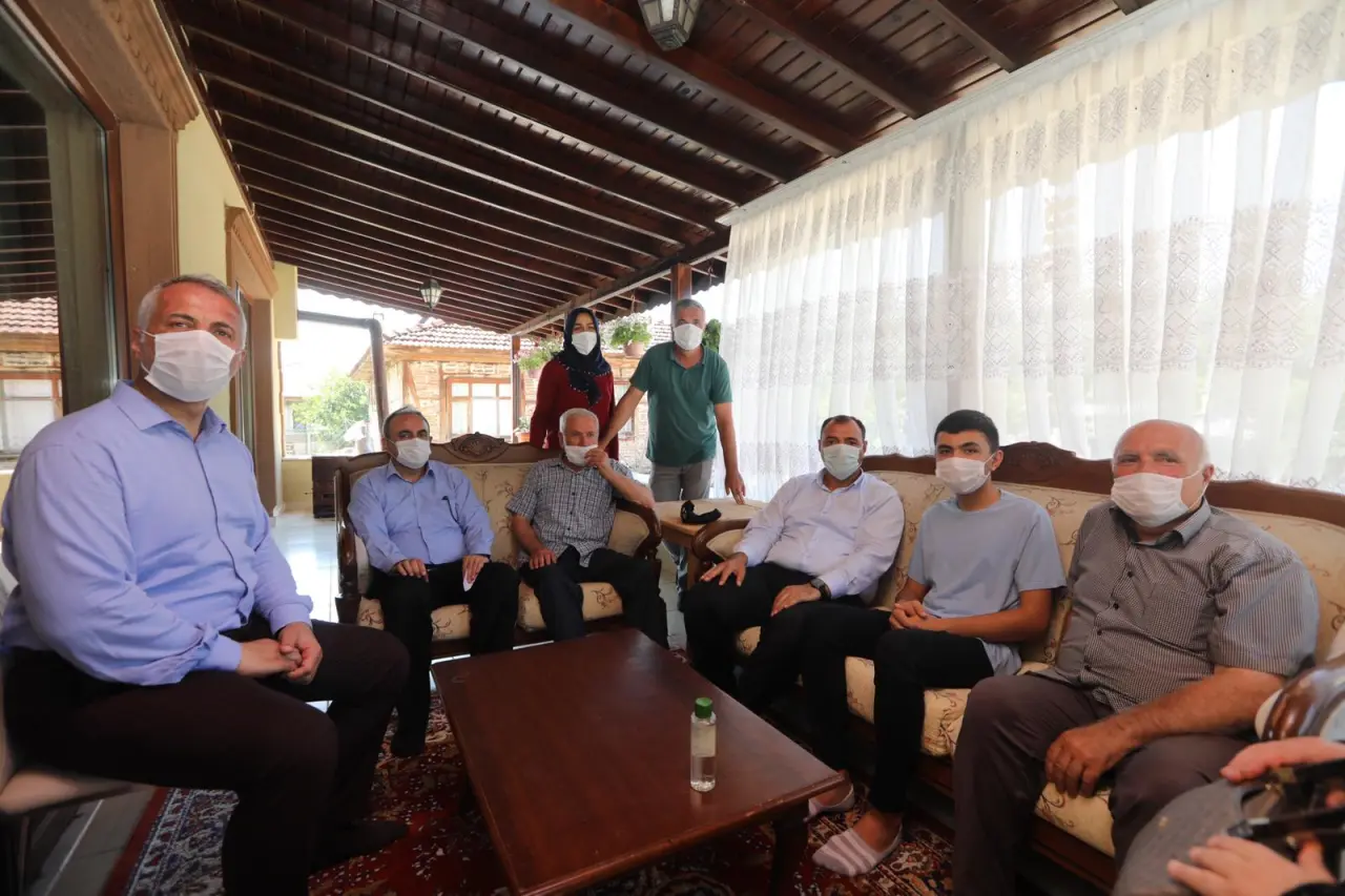 Haber: DEVLETİMİZ HENDEK İÇİN SEFERBER OLDU - Galeri-2