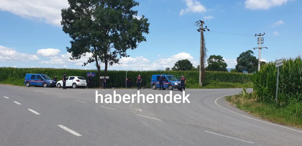 Haber: FABRİKAYA YAKIN MAHALLELERİN GİRİŞ ÇIKIŞLARI KAPATILDI - Öne Çıkan