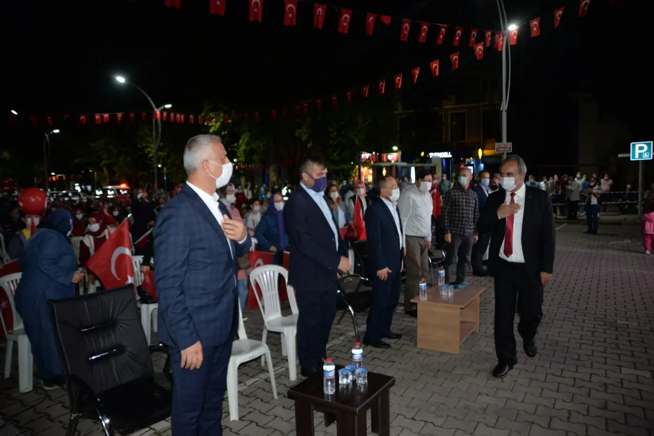 Haber: 15 TEMMUZ DEMOKRASİ VE MİLLİ BİRLİK GÜNÜ - Galeri-2