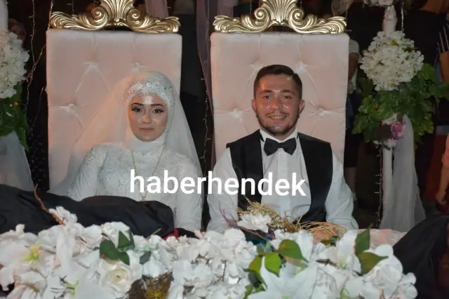 Medine ile Suat Mutluluğa Yelken Açtılar