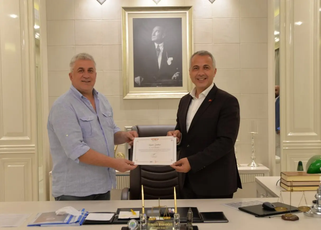 Haber: Kızılay'dan Babaoğlu'a Teşekkür - Galeri-1