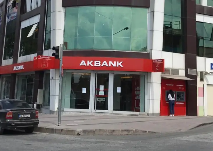 Haber: O Banka Şubesi Kapanıyor - Öne Çıkan