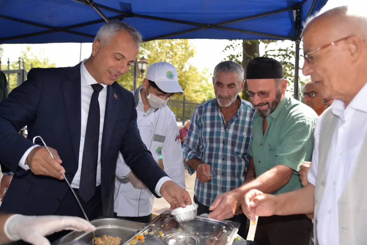 Haber: BAŞKAN BABAOĞLU’NDAN AŞUREYE DAVET - Öne Çıkan