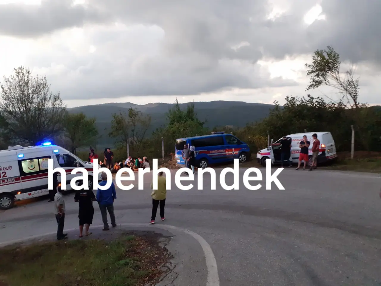 Haber: Traktör Devrildi Çok Sayıda Yaralı Var - Öne Çıkan