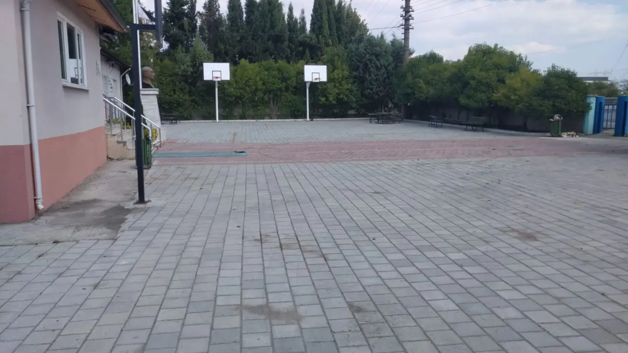 Haber: Hendek Belediyesi Okullar İçin Kolları Sıvadı - Galeri-2