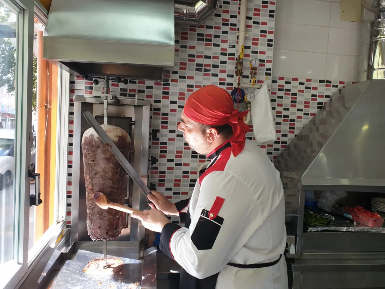 Haber: Yaprak Dönerin Adresi Lezzet Lokantası - Galeri-1