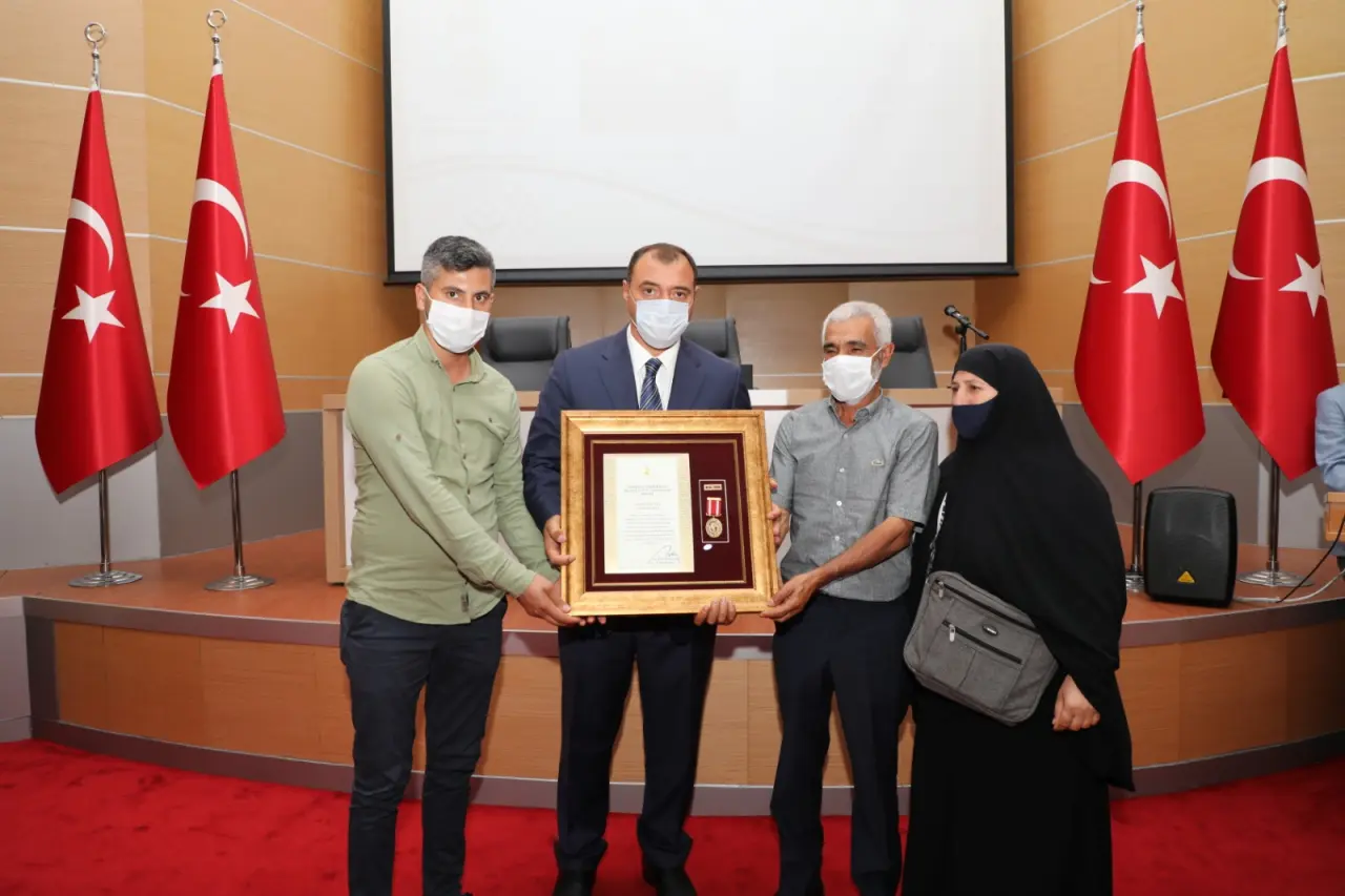 Haber: Devlet Övünç Madalyaları ve Beratları Tevcih Töreni Düzenlendi - Galeri-1