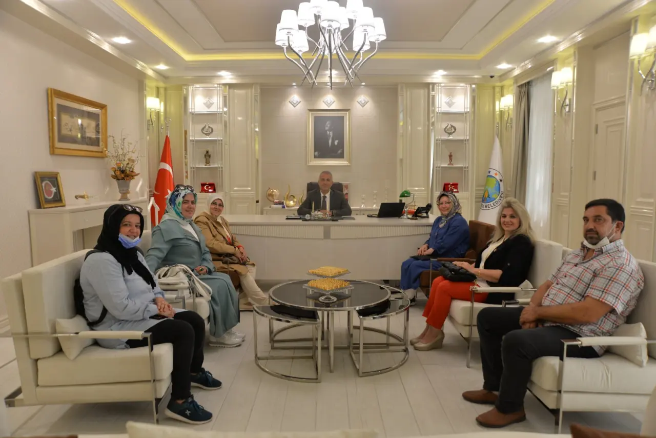 Haber: MHP Kadın Kolları Başkanları Hendek’te Buluştu - Öne Çıkan