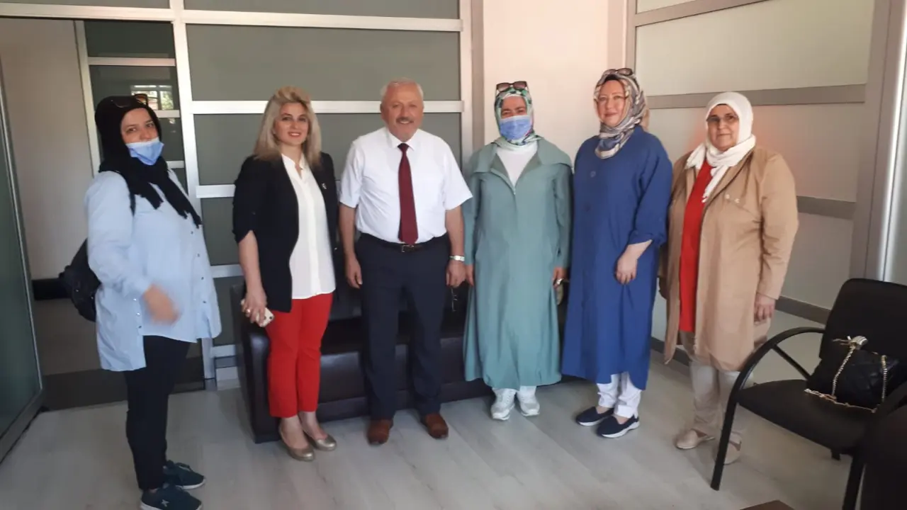 Haber: MHP Kadın Kolları Başkanları Hendek’te Buluştu - Galeri-1