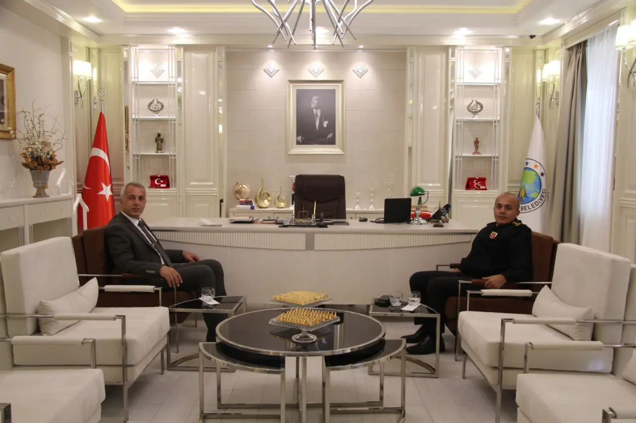 Haber: Albay Kutlu'dan Babaoğlu’na Ziyaret - Öne Çıkan