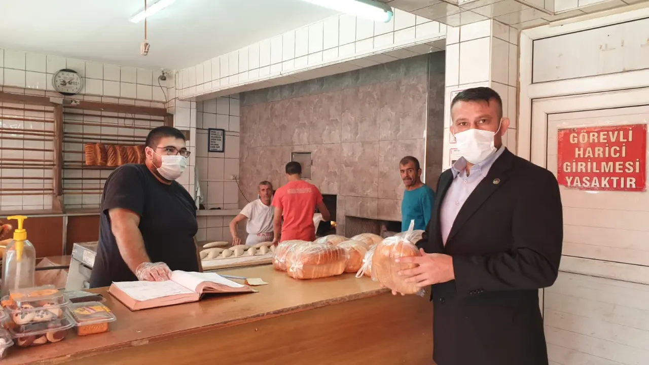 Haber: Ülkü Ocaklarından Askıda Ekmek Kampanyasına Tam Destek - Galeri-3
