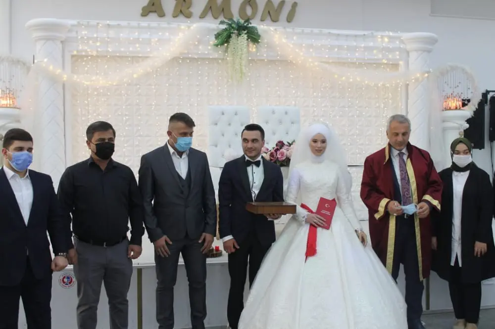 Haber: Mustafa ile Eda Ömür Boyu Mutluluğa Evet Dediler - Galeri-3