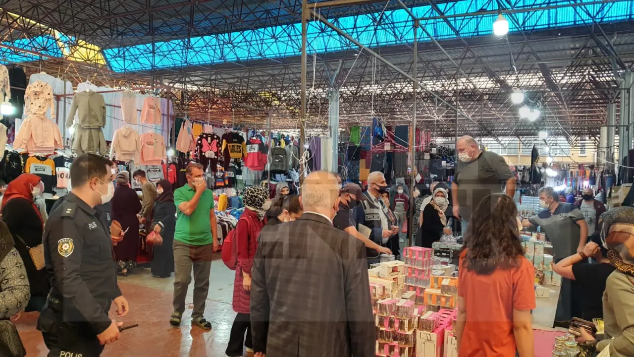 Haber: Hendek Pazarında Korona Denetimi - Galeri-1