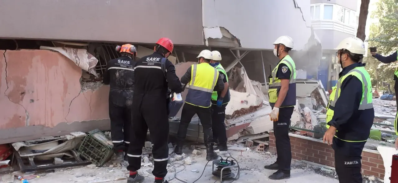Haber: SAKE İzmir'de Çalışmalara Destek Veriyor - Galeri-1