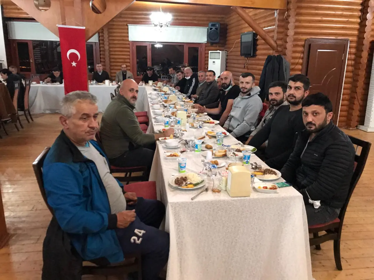 Haber: Hendekspor Bayraktepe'de Buluştu - Galeri-3