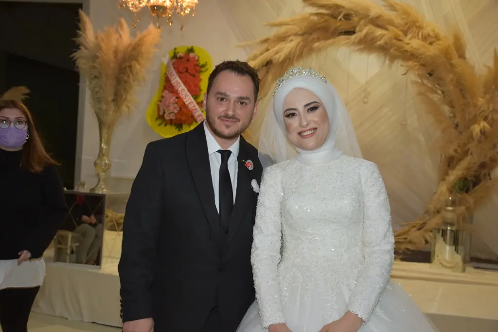 Haber: Beyza ile Aykut Mutluluğa Yelken Açtılar - Öne Çıkan
