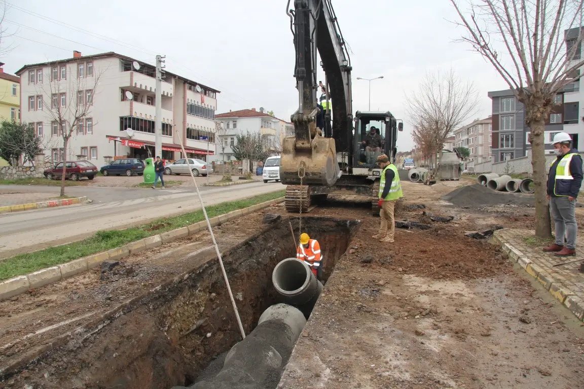 Haber: Hendek’in Alt Yapısı Hızla Sağlamlaşıyor - Öne Çıkan