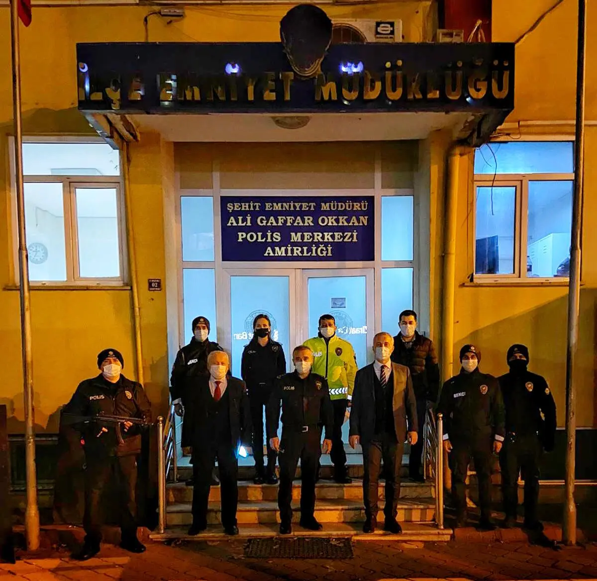 Haber: Babaoğlu Yeni Yılı Sağlıkçılarla Karşıladı - Galeri-1