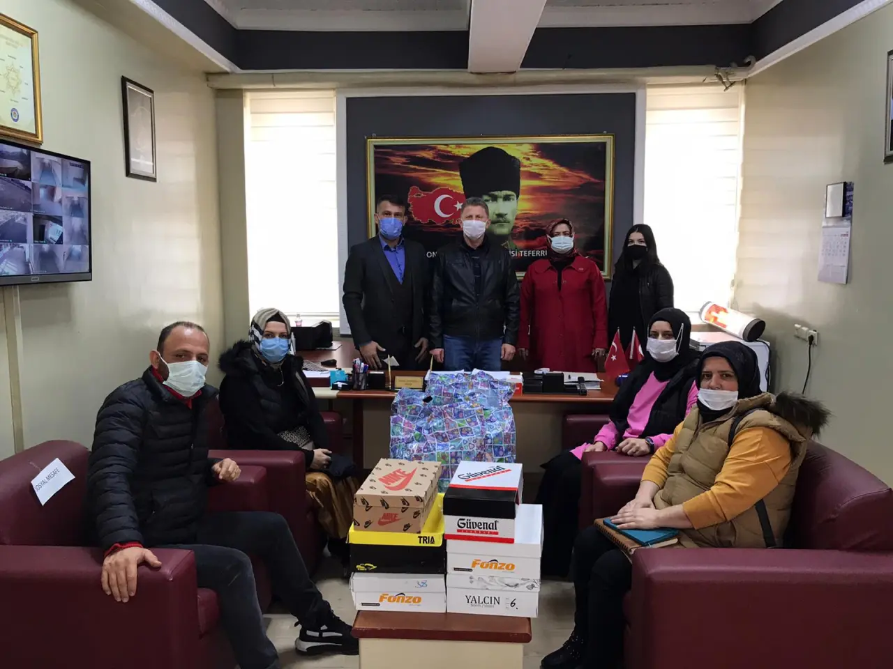 Haber: Hendek Ülkü Ocakları Minik Yürekleri Isıttı - Galeri-1