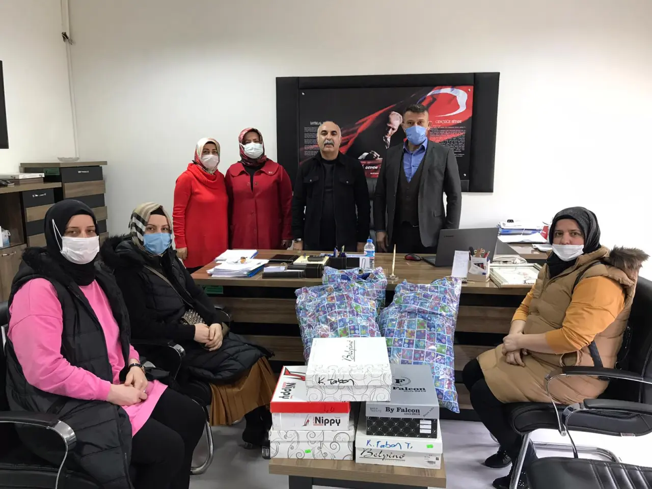 Haber: Hendek Ülkü Ocakları Minik Yürekleri Isıttı - Galeri-3