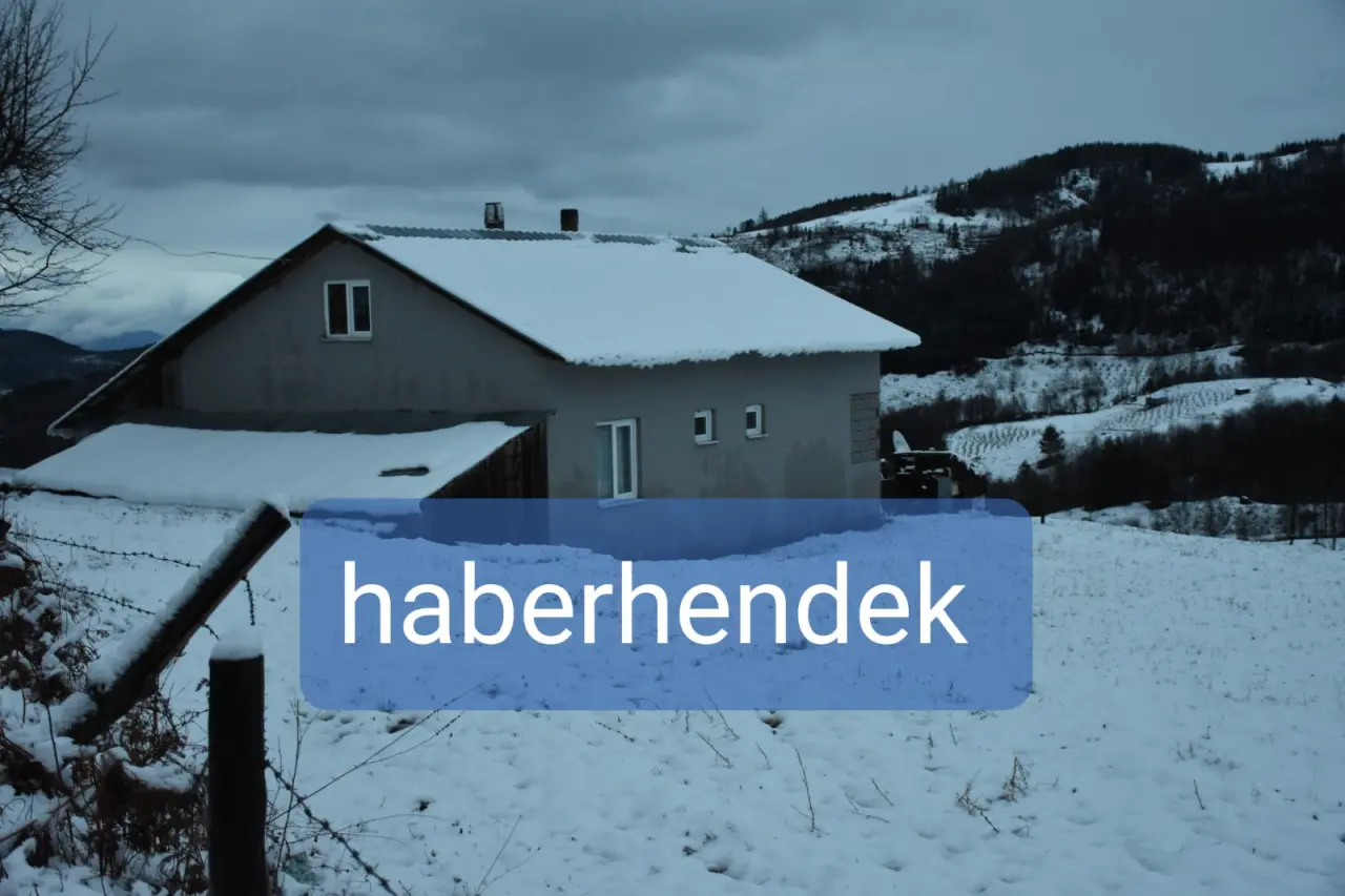 Haber: Zirvede Kar Yeniden Başladı - Öne Çıkan