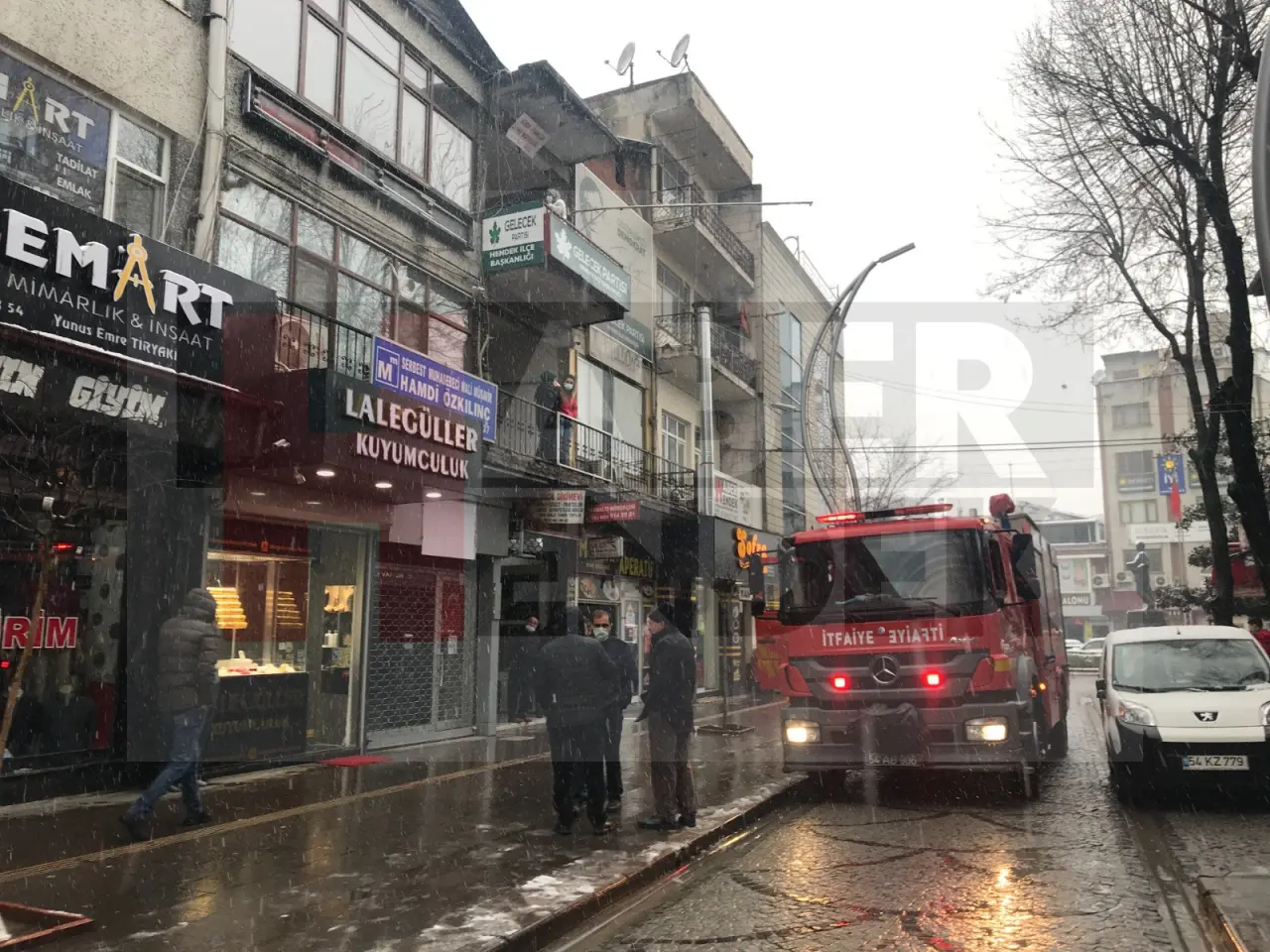 Haber: Gelecek Partisinde Kablo Tutuştu - Galeri-2