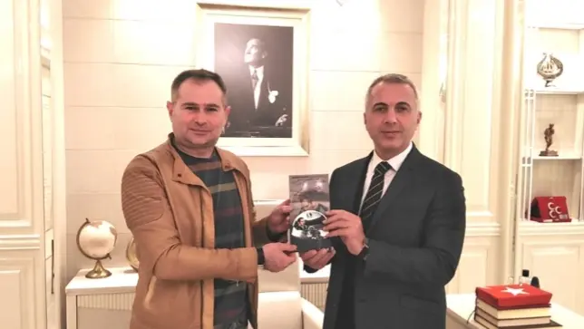 Haber: Bizim Akif Yener Dedi - Öne Çıkan
