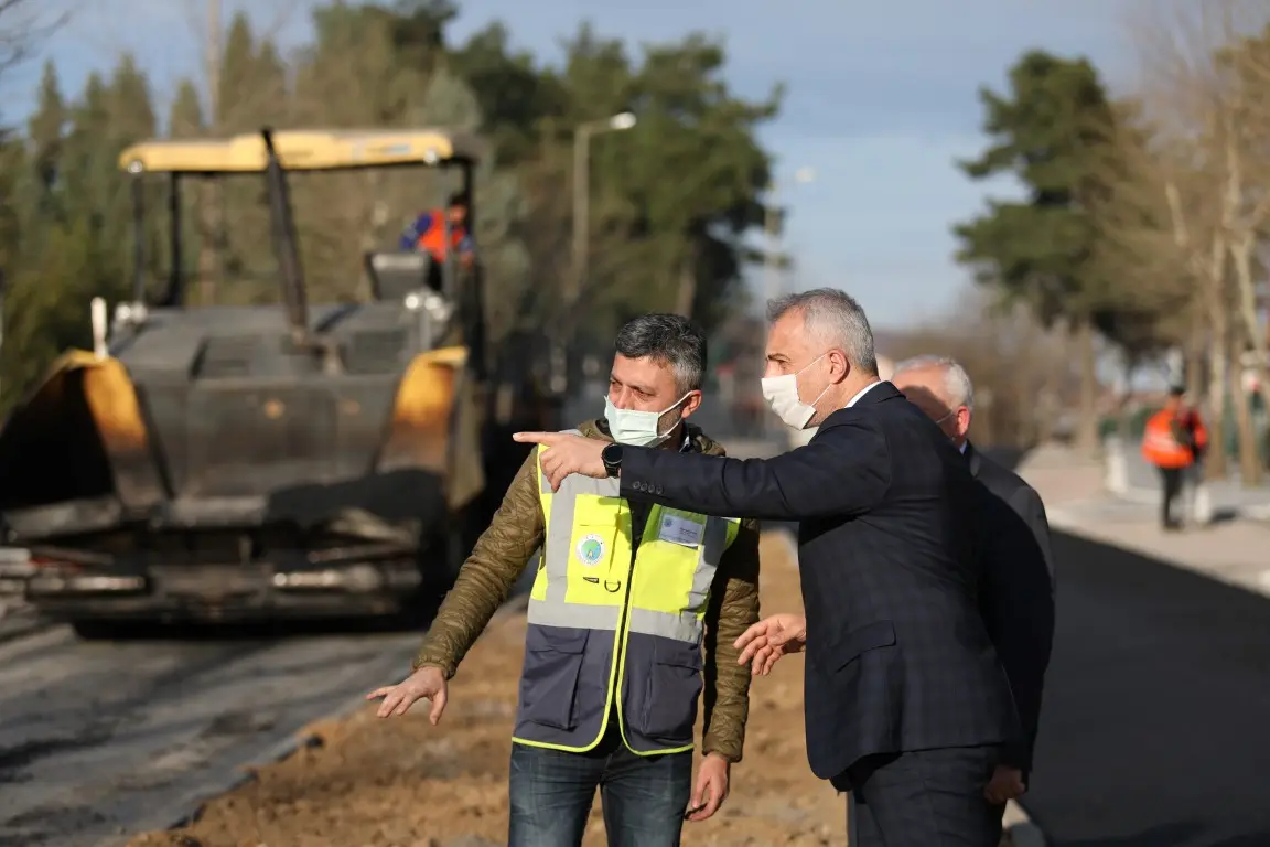 Haber: Şehir Merkezine Sıcak Asfalt - Galeri-1