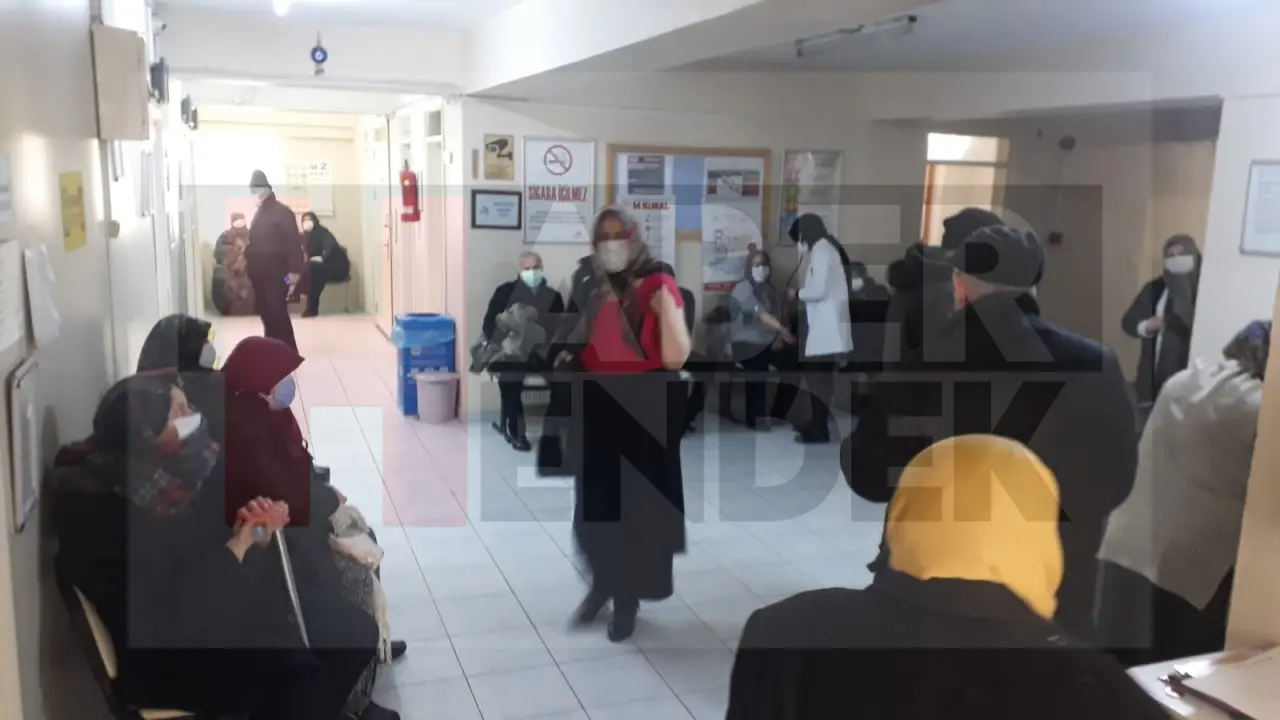 Haber: Aşılamada ki Yoğunluk 3.üncü dalgaya davetiye çıkarıyor - Öne Çıkan