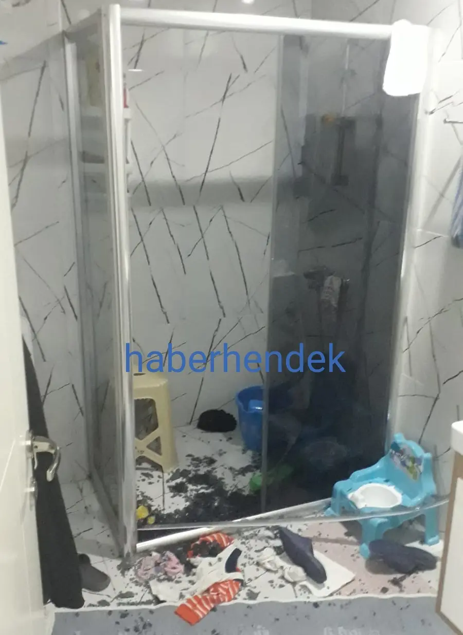 Haber: Duşa kabin patlayınca 4 yaşındaki çocuk yaralandı - Galeri-1