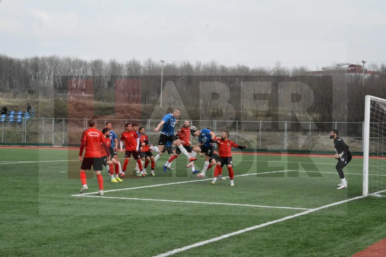 Haber: Hendekspor Oynadığı Futbolla Göz Doldurdu - Öne Çıkan