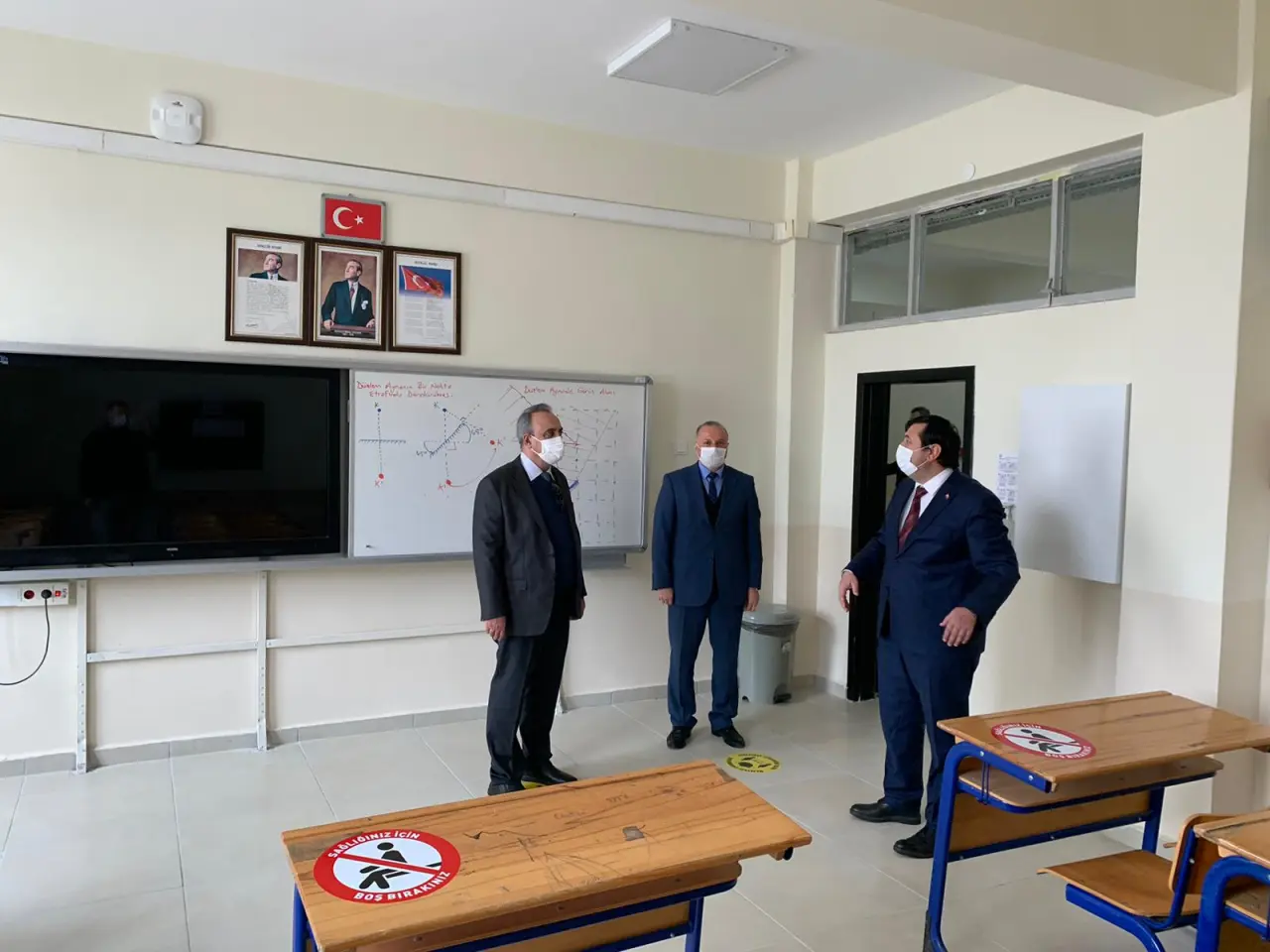 Haber: Kaymakam Acır Tadilat Yapılan Okulları Gezdi - Galeri-2