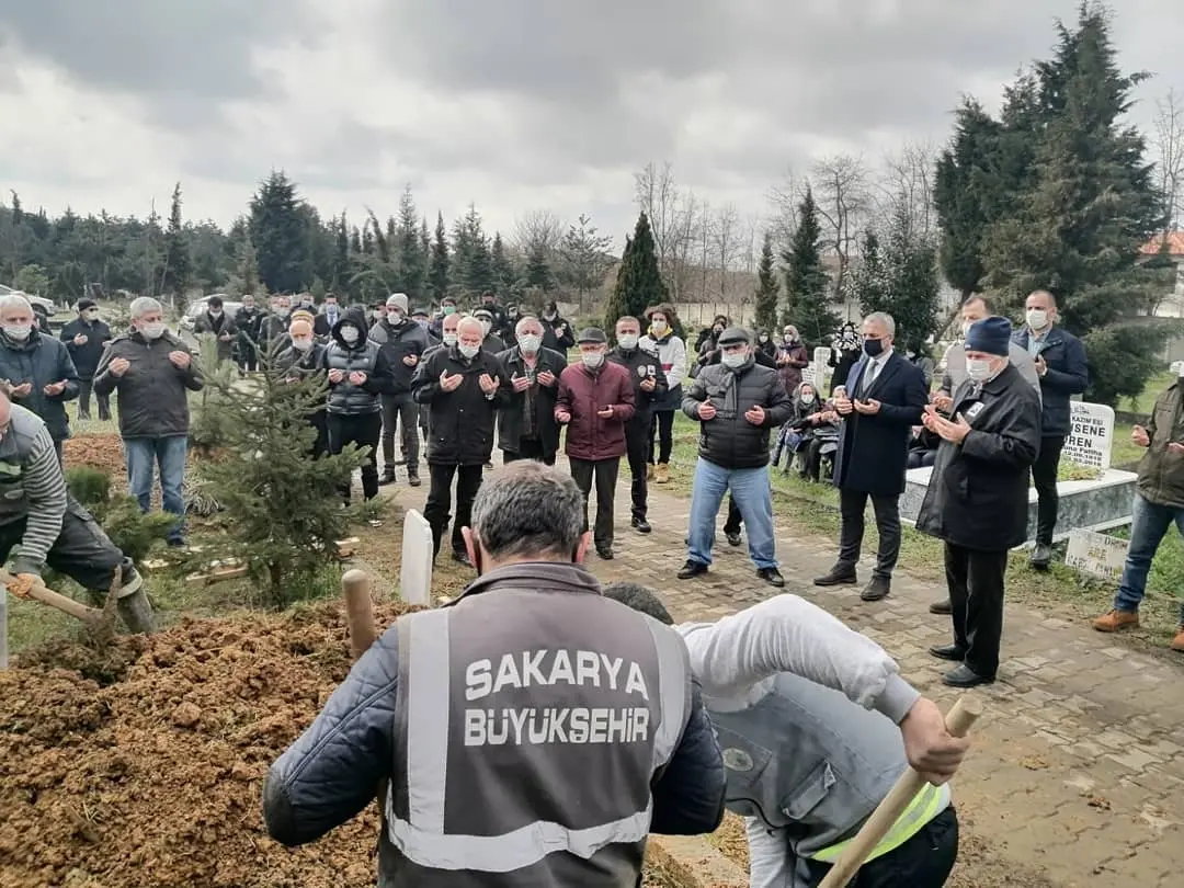 Haber: Emekli Emniyet Müdürü Törenle Son Yolculuğuna Uğurlandı - Galeri-1