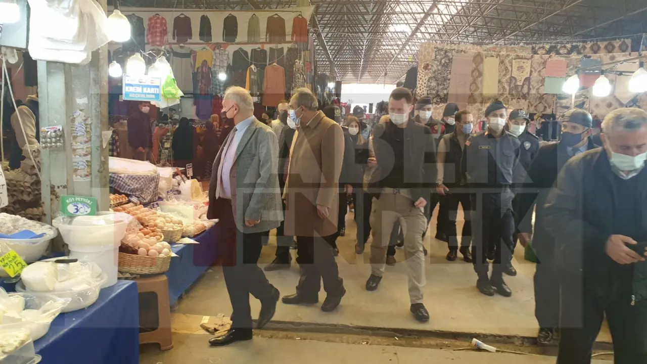 Haber: Kaymakam Pazaryerinde Denetime katıldı - Galeri-1