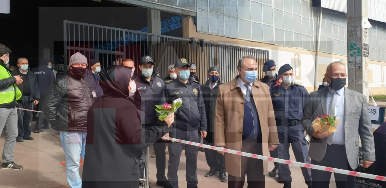 Haber: Kaymakam Pazaryerinde Denetime katıldı - Galeri-2