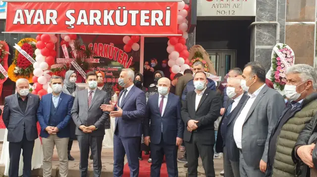 Ayar Şarküteri Dualarla Açıldı