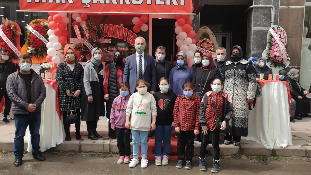 Haber: Ayar Şarküteri Dualarla Açıldı - Galeri-4