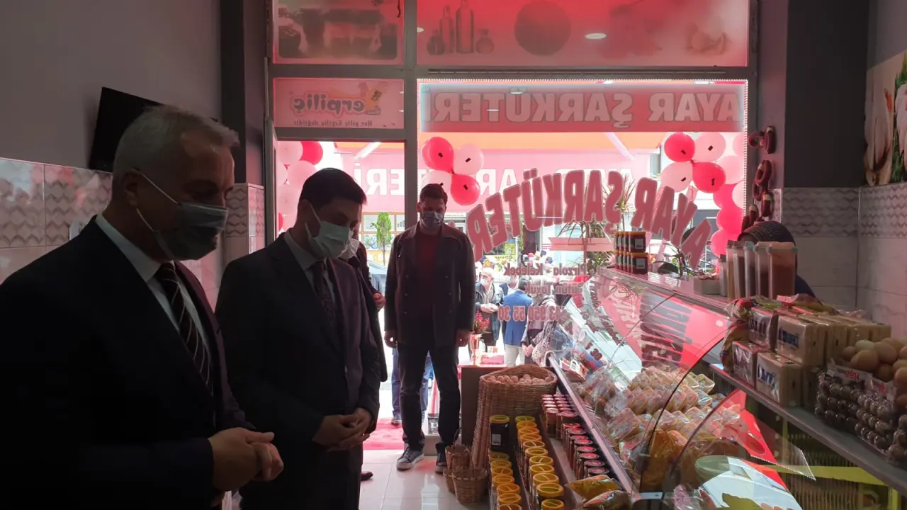 Haber: Ayar Şarküteri Dualarla Açıldı - Galeri-3