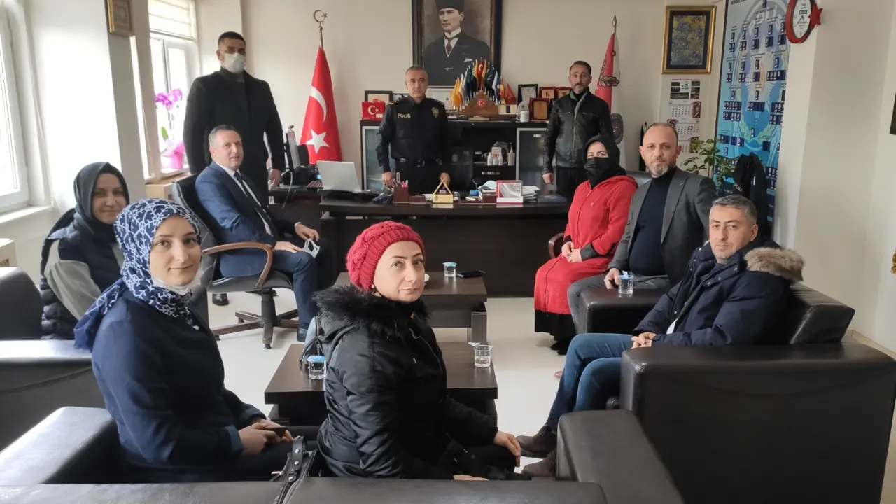 Haber: Namlı; Emniyeti Ziyaret Ederek Polis Haftasını Kutladı - Galeri-1